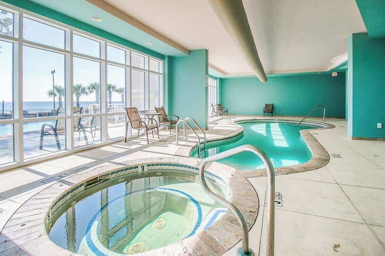 Pool 4, Shoreline Retreat, Harrison