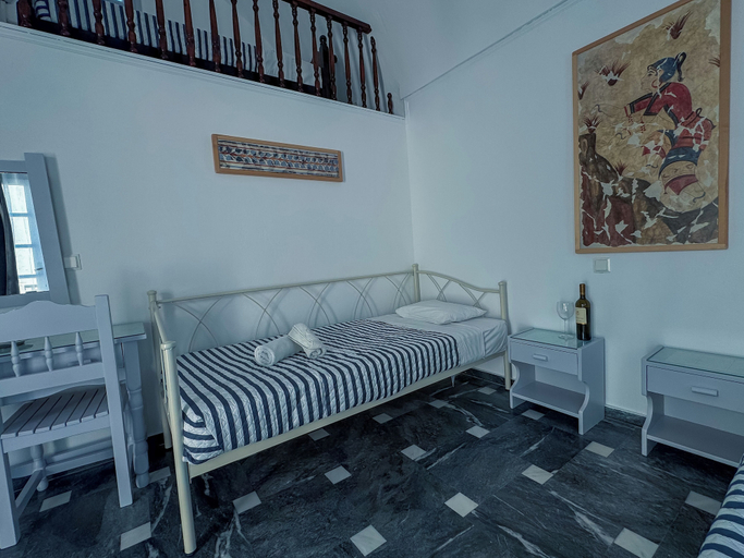 Room 5, Tritonas Rooms, South Aegean