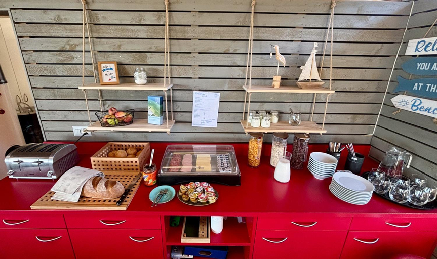 Food & Drinks 5, Strandbad Steckborn mit Herberge, Camping & Glamping, Steckborn