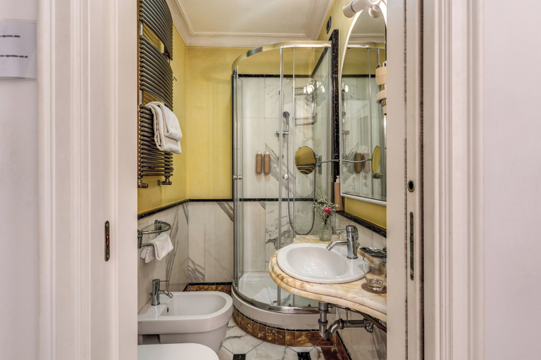 Bathroom 4, Hotel Sonya, Rome