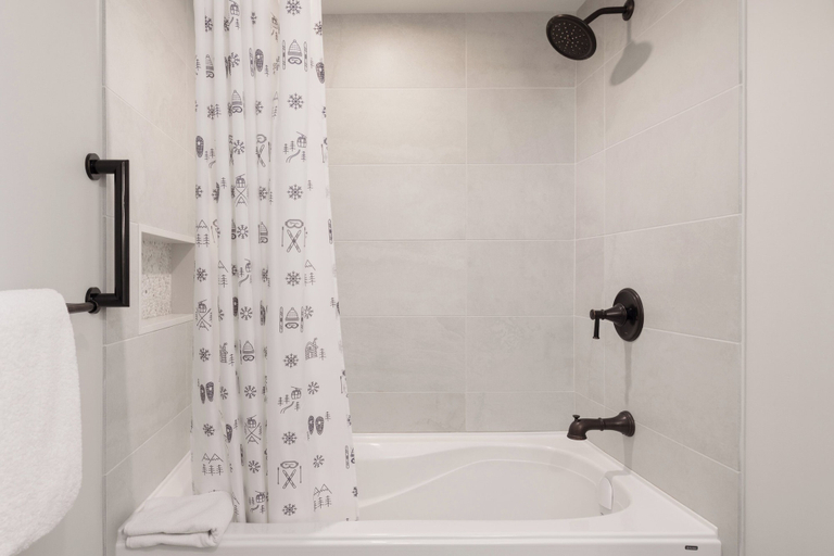 Bathroom 3, Blackcomb Greens by Whistler Premier, Squamish-Lillooet