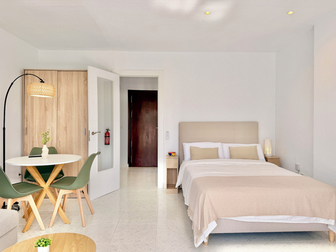 Room 5, Coronado Beach, Málaga