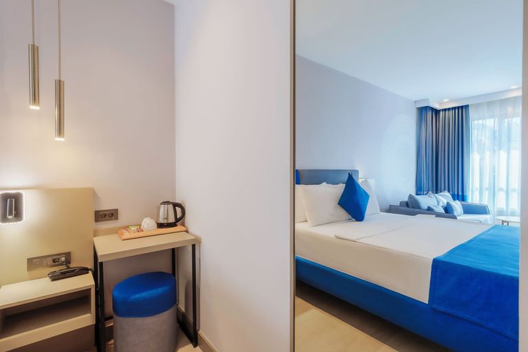 Bedroom 3, Echinus Blue Hotel, Antalya