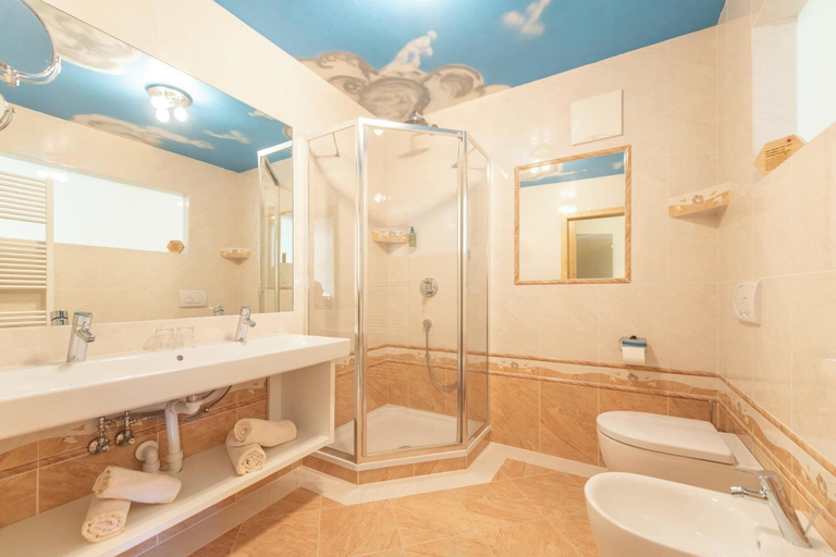 Bathroom 5, APIPURA hotel rinner, Bolzano