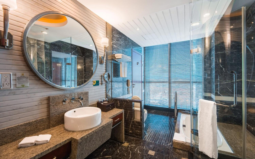 Bathroom 4, Empark Grand Hotel Kunming, Kunming