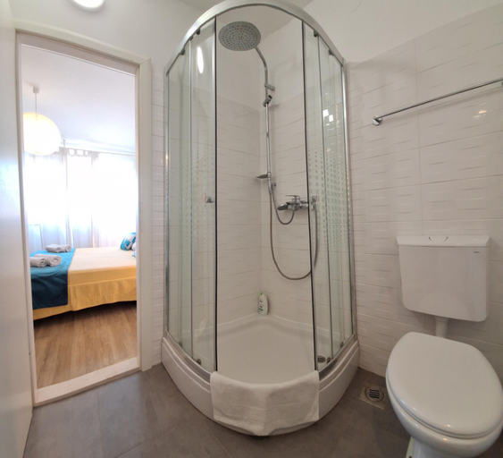 Bathroom 5, Perfect Location Split Center Apartments, Split