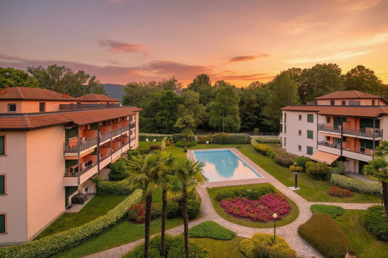 Exterior & Views 2, Casa Fiorita: Leggiuno 100 Meters From Lake Apartment With Shared Pool, Varese