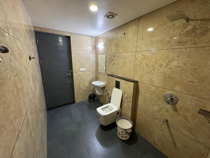 Bathroom 4, RIVULET River Side Business Class Hotel, Kozhikode