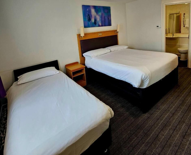 Room 4, Monifieth Farm Hotel, Dundee