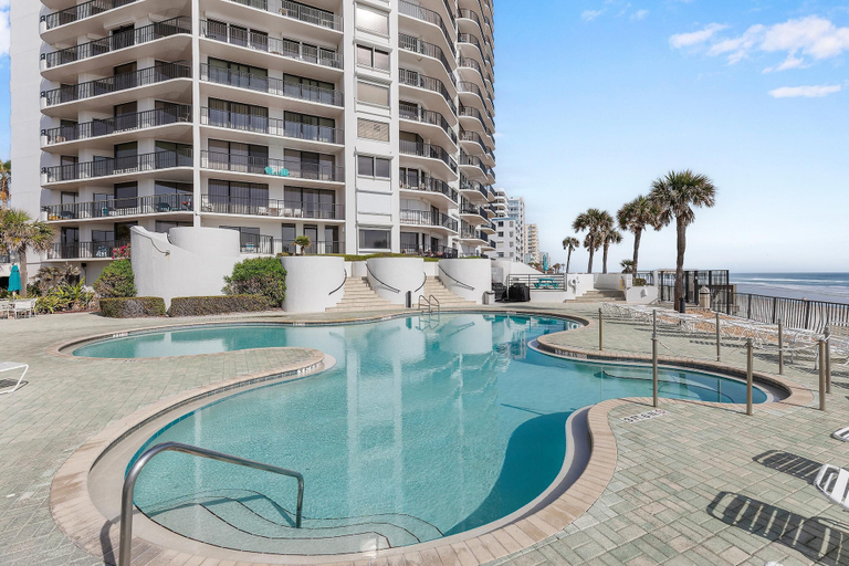 Sport & Beauty 3, Ashley Penthouse 4, Volusia
