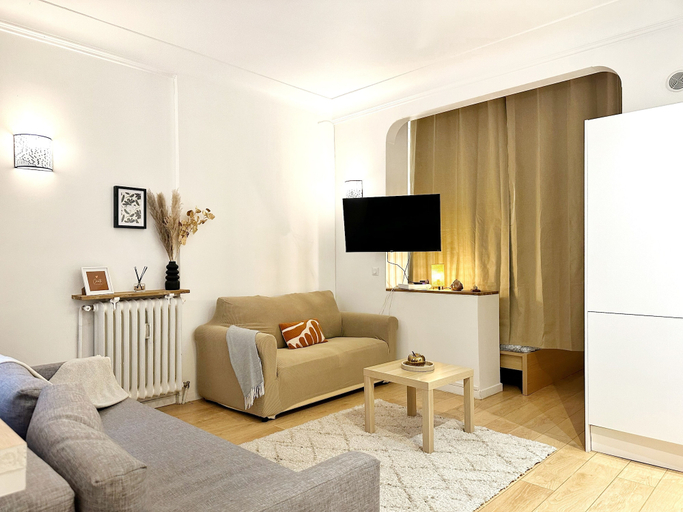 Living area 4, Sandra 30, Paris