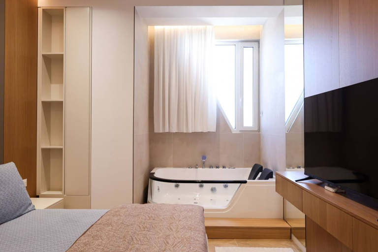 Room 5, Grandstay Sea Penthouse 03, Durrësit