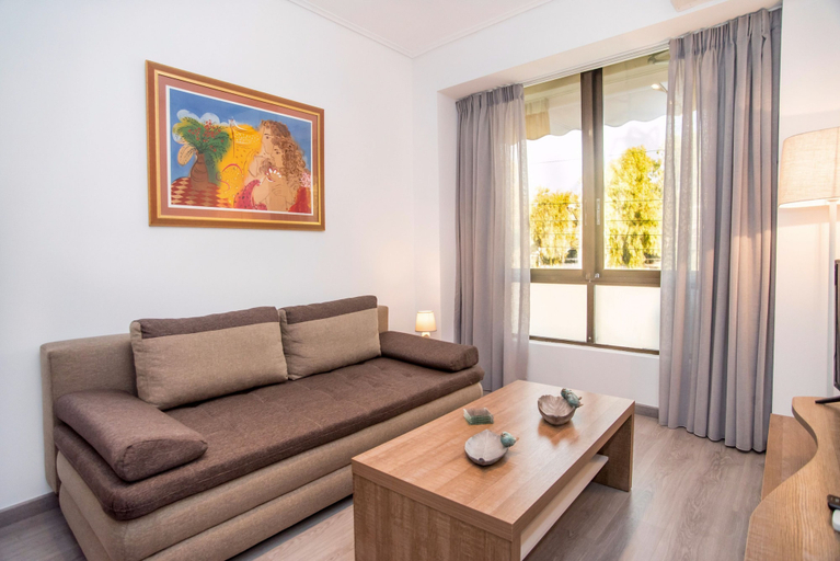 Room 4, Cozy Glyfada Getaway 1 bdr, Attica