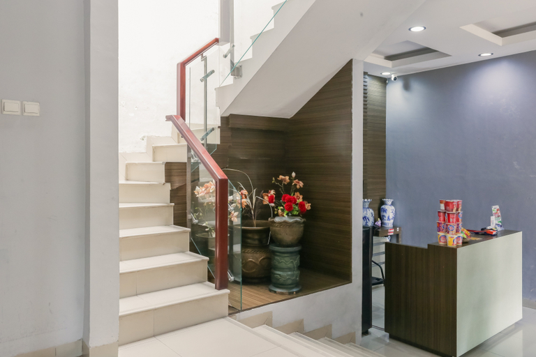 Others 4, RedDoorz @ Jamin Ginting Medan, Medan
