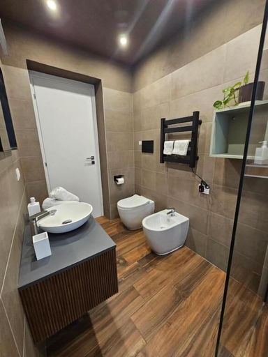 Bathroom 5, San Benedetto Rooms, Cremona