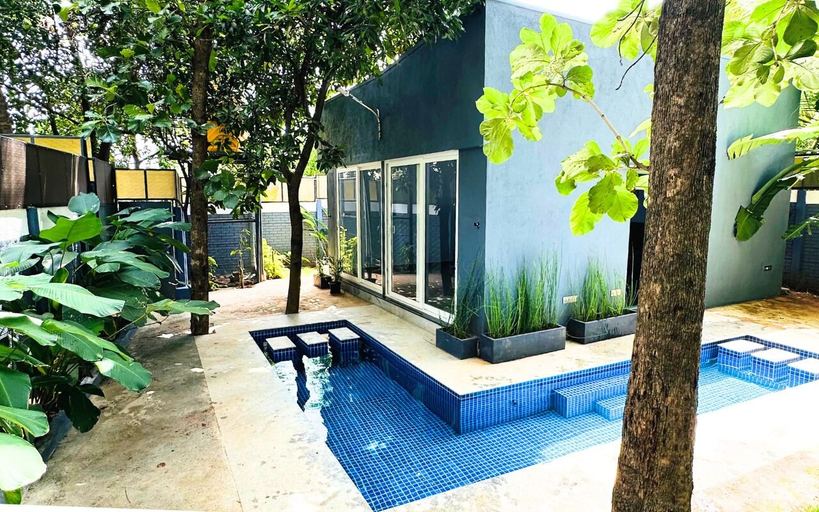 Pool 2, The Calms Villa by Travent Mug, Ramanagara