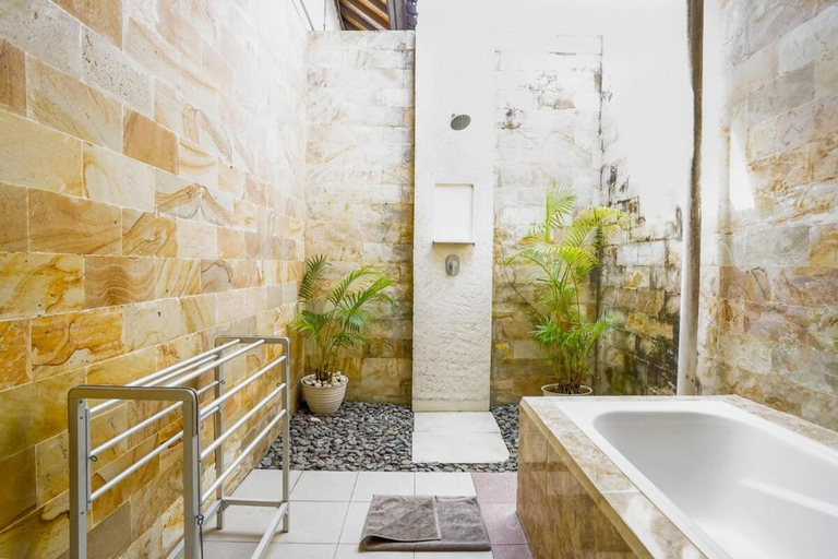 Bathroom 2, Villa Oceane, Badung