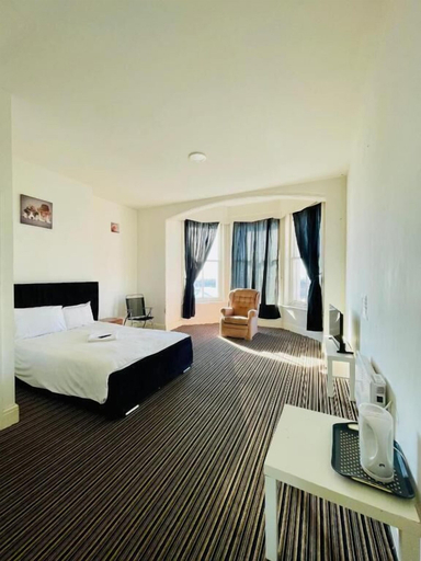 Room 4, Sand Beach Hotel, Denbighshire