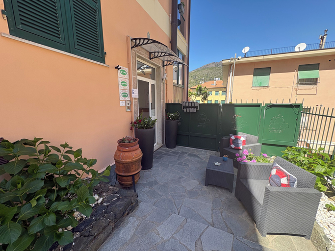 Exterior & Views 2, Il Veliero, La Spezia