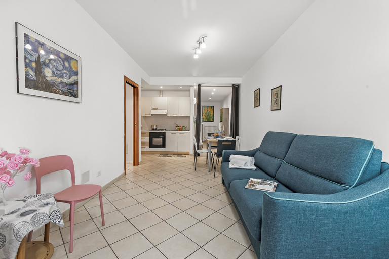 Living area 2, Firpo - Apartment With Sea View, Savona