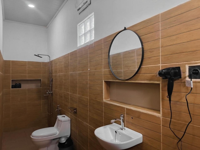 Bathroom 3, Lombok Houses, Lombok