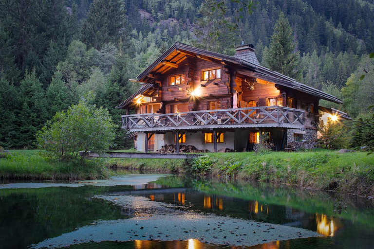 Exterior view 5, Chalet Tre la Vieux for 14 + Garden, Haute-Savoie