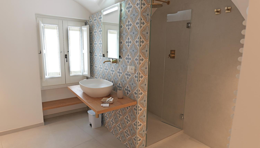Bathroom 3, Palazzo Bellini Suite & Rooms, Brindisi