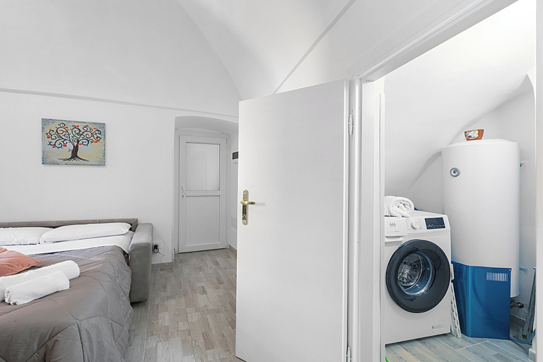 Room 3, Casa di Ta' in Sanremo Historic Centre, Imperia