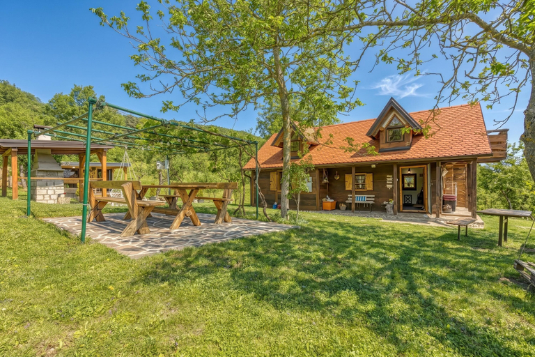 Outdoor dining 3, Rural House With Wellness, Sveti Ivan Zelina