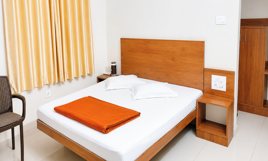 Room 2, Hotel Narendra View Puri Near Temple, Puri