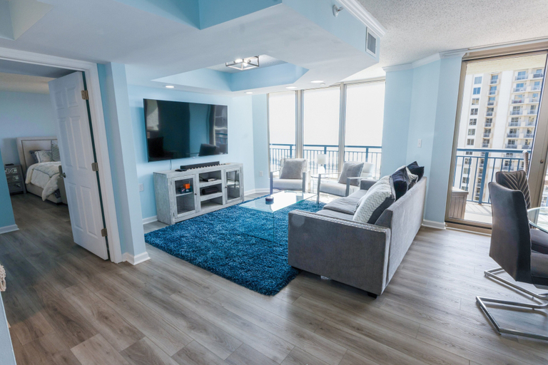 Living area 4, 1608 Brighton Tower 2 Bedroom Condo, Horry