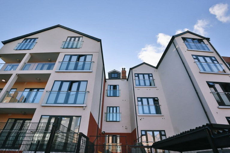 Exterior, Student Only 136 New Walk, Leicester