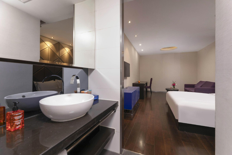 Bathroom 5, Orange Hotel Suzhou Railway Station, Suzhou