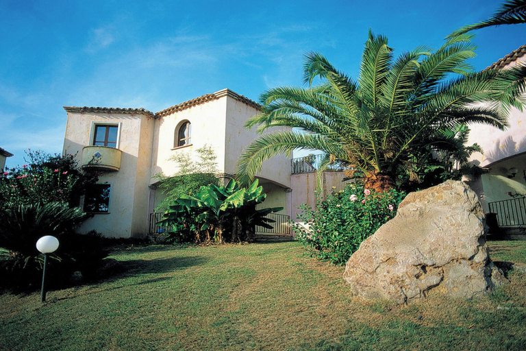 Property grounds 2, Baia Delle Palme, Cagliari