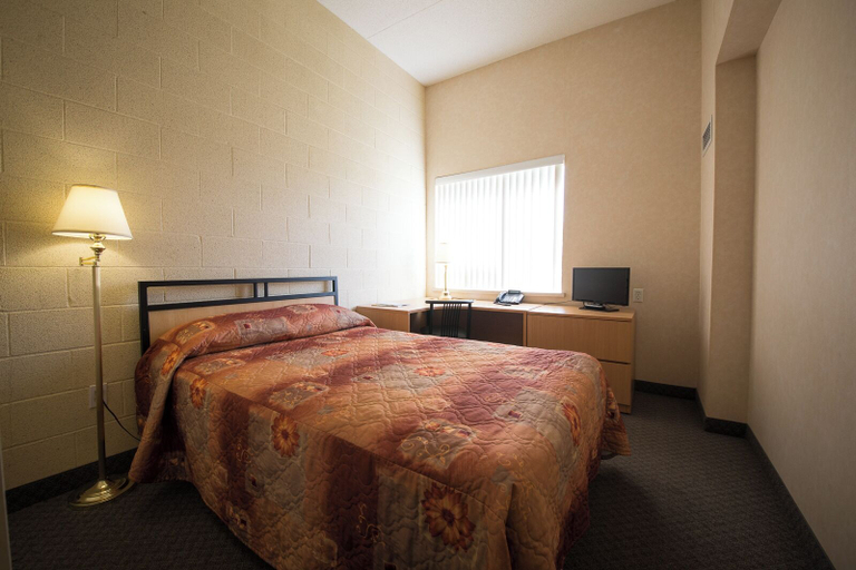 Bedroom 2, Residence & Conference Centre - Windsor, Essex