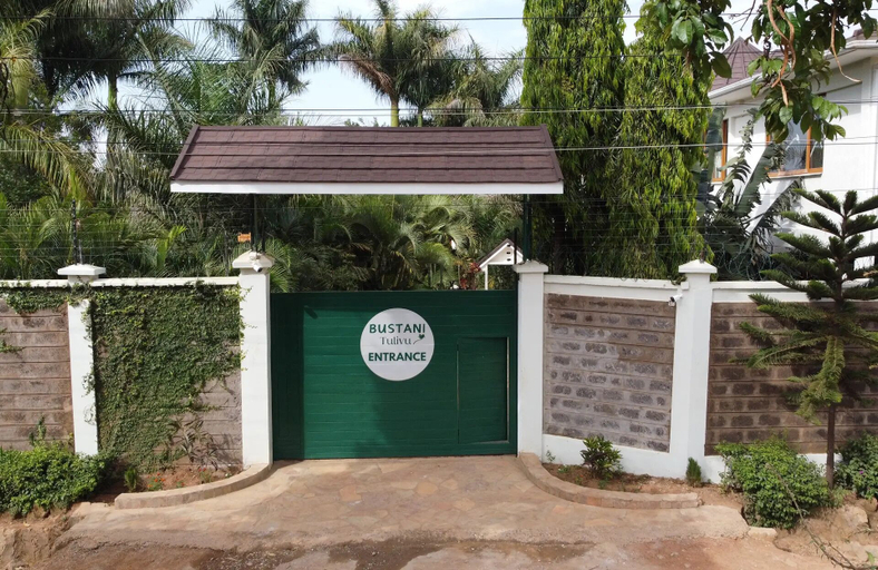 Property grounds, Bustani Tulivu, Kanduyi