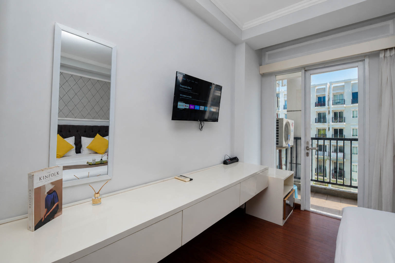 Facility 5, Cozy Modern Living Studio at Apartment H Residence By Travelio, East Jakarta