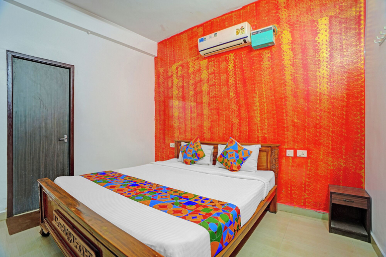 Room 5, FabHotel Subikshas Mirra Villa -ECR, Kancheepuram