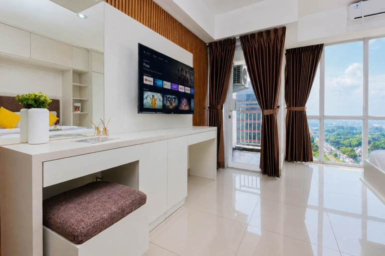 Facility 2, Cozy Modern Living Studio at Apartment H Residence By Travelio, East Jakarta