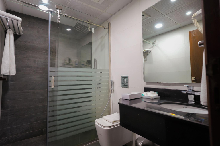 Bathroom 5, RASIA HOTEL, Jeddah