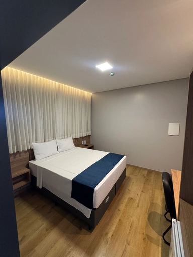 Room 3, Hotel Bonfim, Silvânia