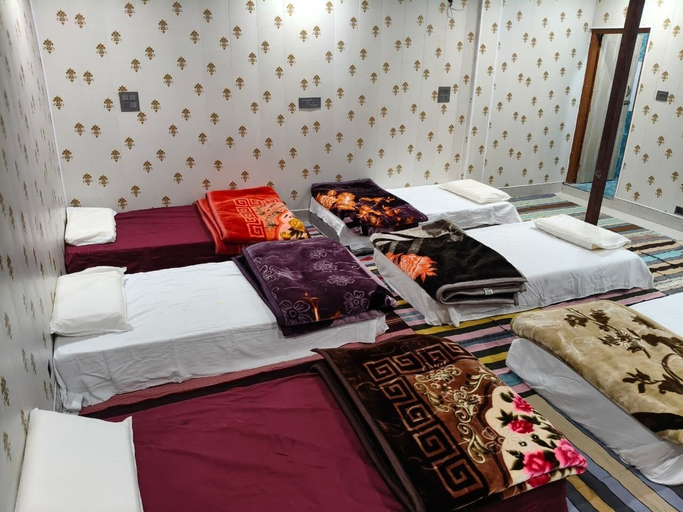 Room 5, Omji - Kalindi Seva Sadan, Uttarkashi