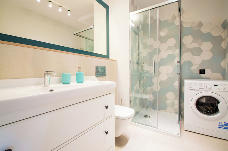 Bathroom, Nadmorski Leniwiec by Grand Apartments, Gdańsk City