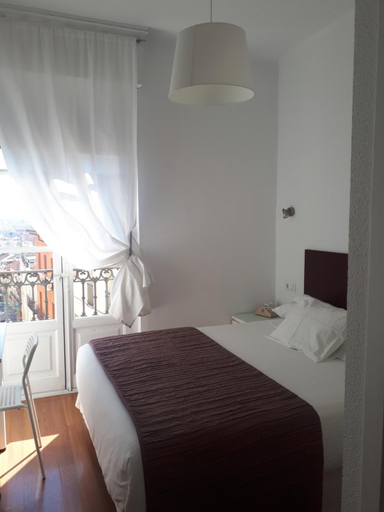 Bedroom 3, Hostal Santa Isabel, Madrid