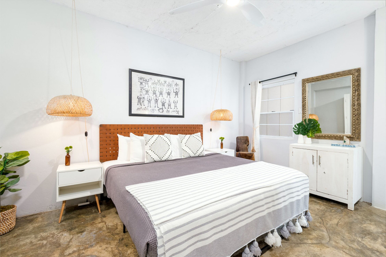 Room 4, Rincon Surf Club - Beachside & Pool