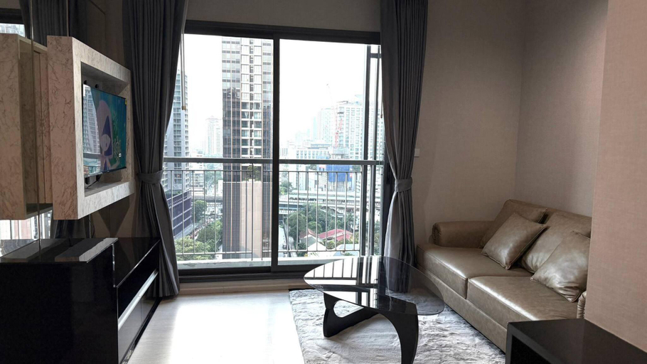 Balcony/terrace 4, Luxurious 1-Bedroom Apartment Near BTS Thonglor, Bangkok, Khlong Toey