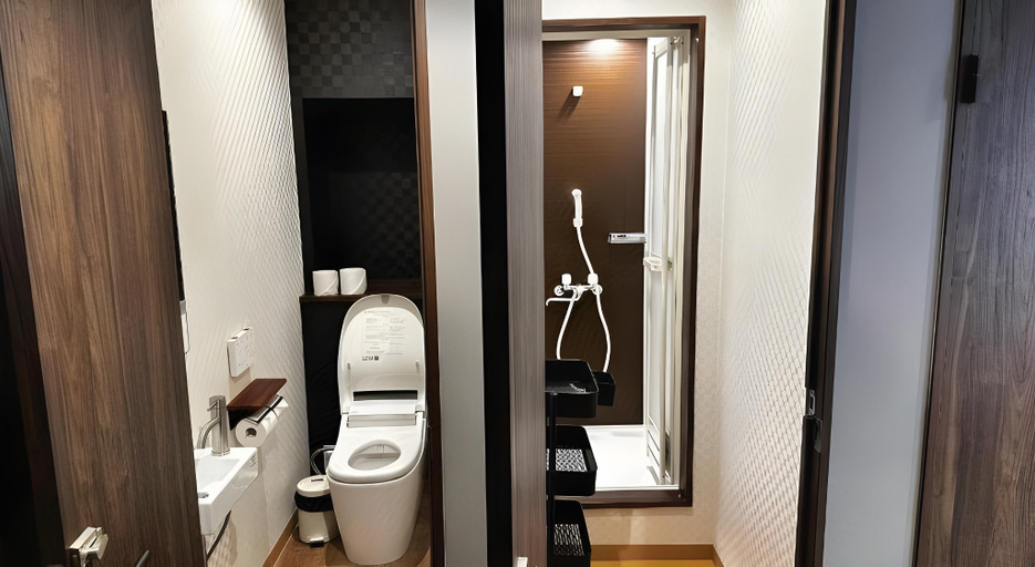 Bathroom 4, Artist Village Apartments Kochi, Kōchi