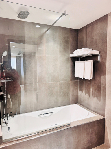 Bathroom 5, Kyriad Hotel Salalah, Salalah