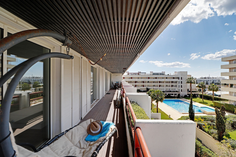 Others 5, Marina Luxor 21 in Vilamoura, Loulé