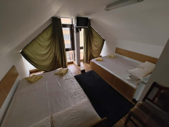 5, Hotel Tiver, Campia Turzii
